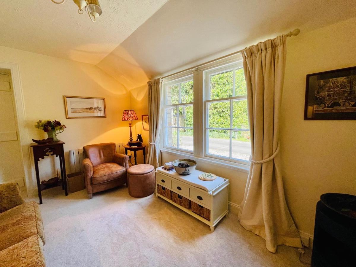 Hurlford Carnell Country Estate & Holiday Cottages In Ayrshire מראה חיצוני תמונה