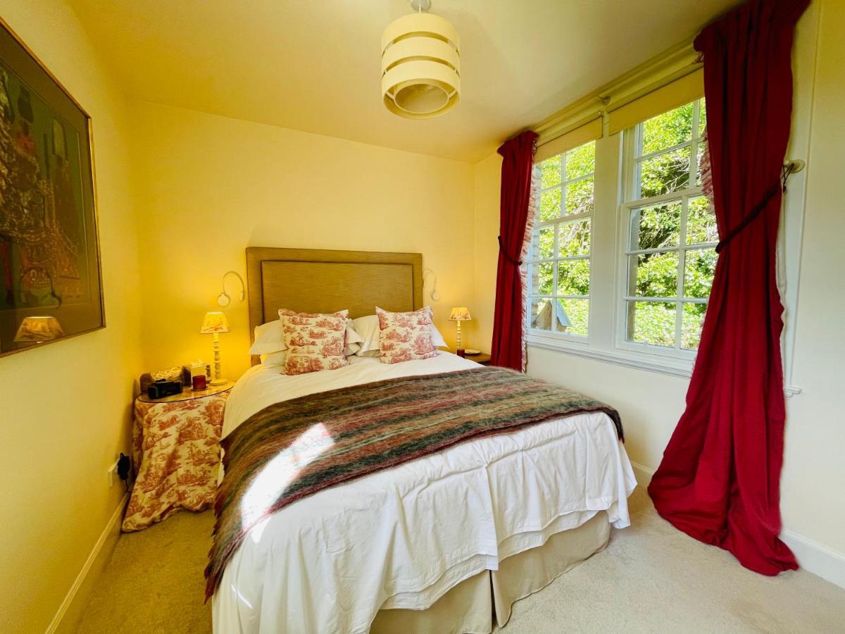 Hurlford Carnell Country Estate & Holiday Cottages In Ayrshire מראה חיצוני תמונה