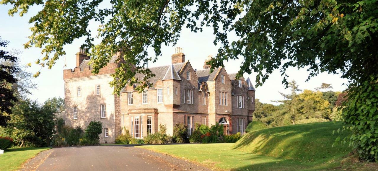 Hurlford Carnell Country Estate & Holiday Cottages In Ayrshire מראה חיצוני תמונה