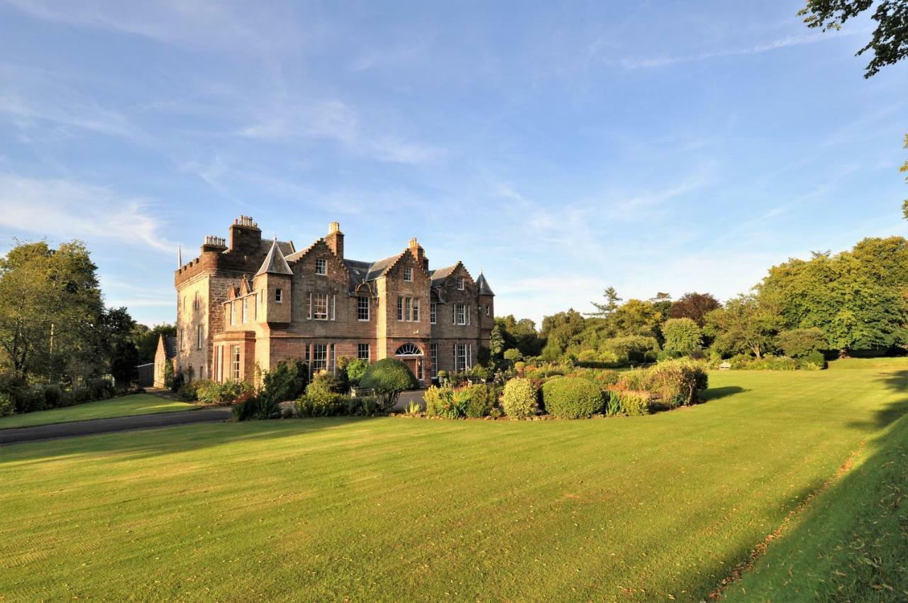 Hurlford Carnell Country Estate & Holiday Cottages In Ayrshire מראה חיצוני תמונה